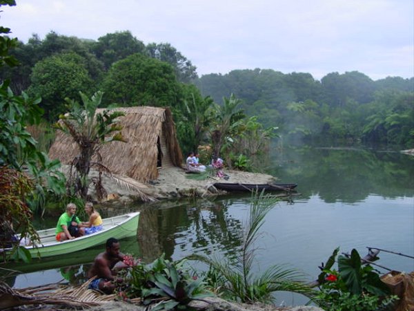 HSBC TV Commercial lake